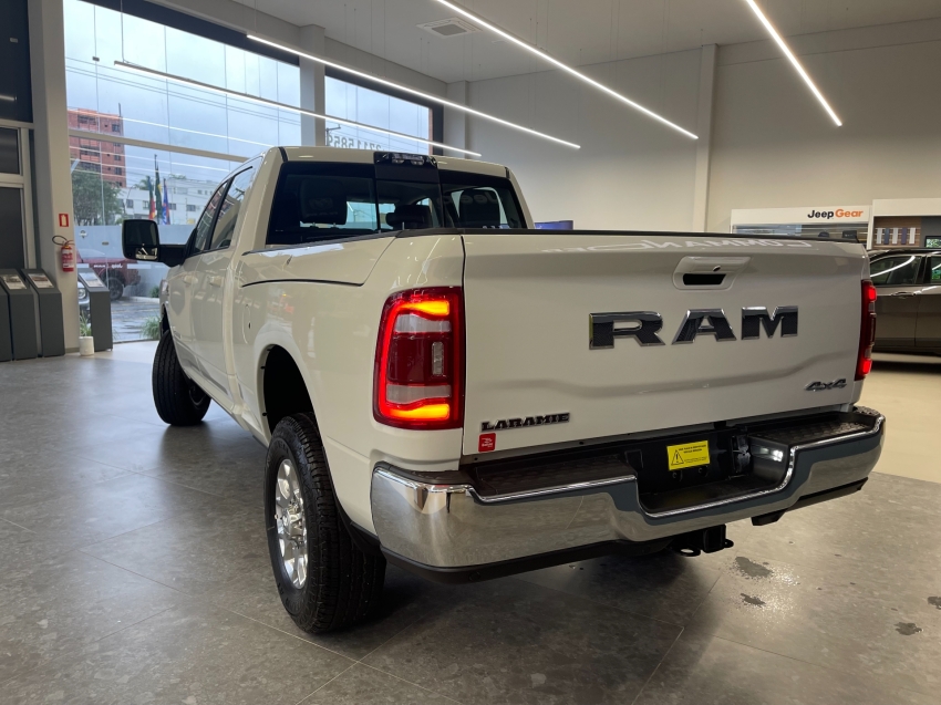 ram 2500 laramie 6.7 turbodiesel 2023 diesel 4p automatico ram 2500 laramie 6.7 turbodiesel 2023 diesel 4p automatico
