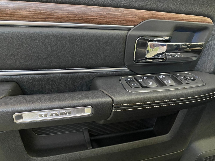 ram 1500 classic laramie night edition 5.7 cd 2022 gasolina 4p automatico 2023 ram 1500 classic laramie night edition 5.7 cd 2022 gasolina 4p automatico 2023