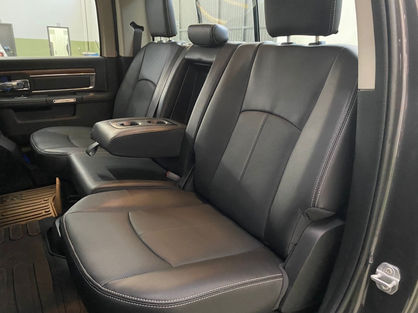 ram 1500 classic laramie night edition 5.7 cd 2022 gasolina 4p automatico 2023 ram 1500 classic laramie night edition 5.7 cd 2022 gasolina 4p automatico 2023