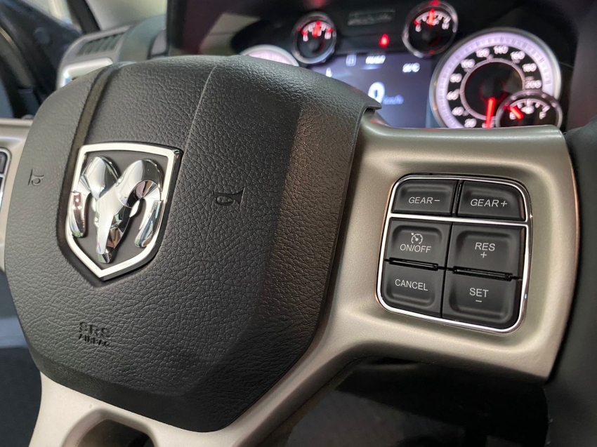ram 1500 classic laramie night edition 5.7 cd 2022 gasolina 4p automatico 2023 ram 1500 classic laramie night edition 5.7 cd 2022 gasolina 4p automatico 2023