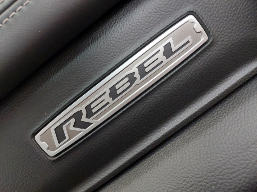ram 1500 5.7 v8 rebel cd 4x4 2023 gasolina 4p automatico ram 1500 5.7 v8 rebel cd 4x4 2023 gasolina 4p automatico