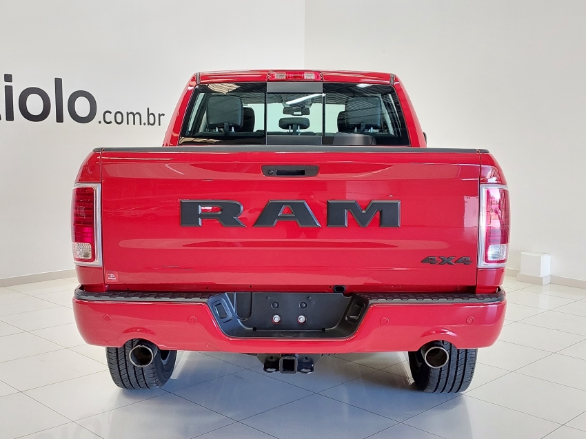 ram classic laramie night edition 5.7 4x4 cd 2022 gasolina 4p automatico 2023 ram classic laramie night edition 5.7 4x4 cd 2022 gasolina 4p automatico 2023