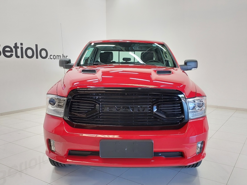 ram classic laramie night edition 5.7 4x4 cd 2022 gasolina 4p automatico 2023 ram classic laramie night edition 5.7 4x4 cd 2022 gasolina 4p automatico 2023