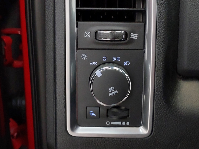 ram classic laramie night edition 5.7 4x4 cd 2022 gasolina 4p automatico 2023 ram classic laramie night edition 5.7 4x4 cd 2022 gasolina 4p automatico 2023