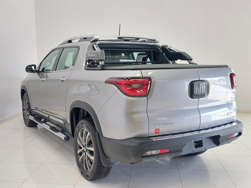 fiat toro ranch 2.0 turbodiesel at9 4x4 2023 flex 4p automatico fiat toro ranch 2.0 turbodiesel at9 4x4 2023 flex 4p automatico
