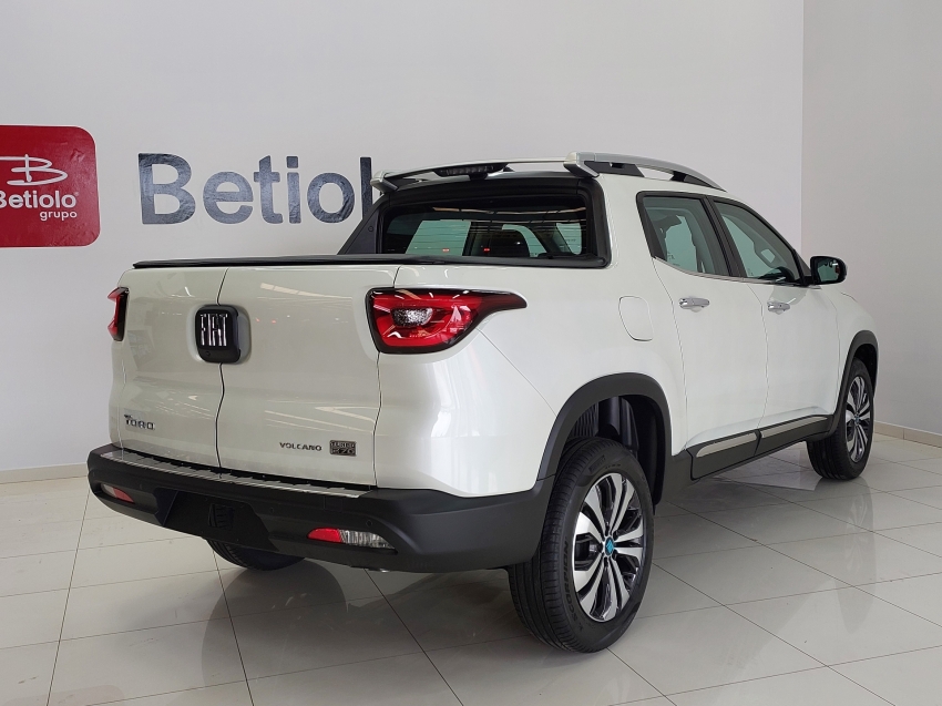 fiat toro volcano 1.3 turbo 270 at6 2023 flex 4p automatico fiat toro volcano 1.3 turbo 270 at6 2023 flex 4p automatico