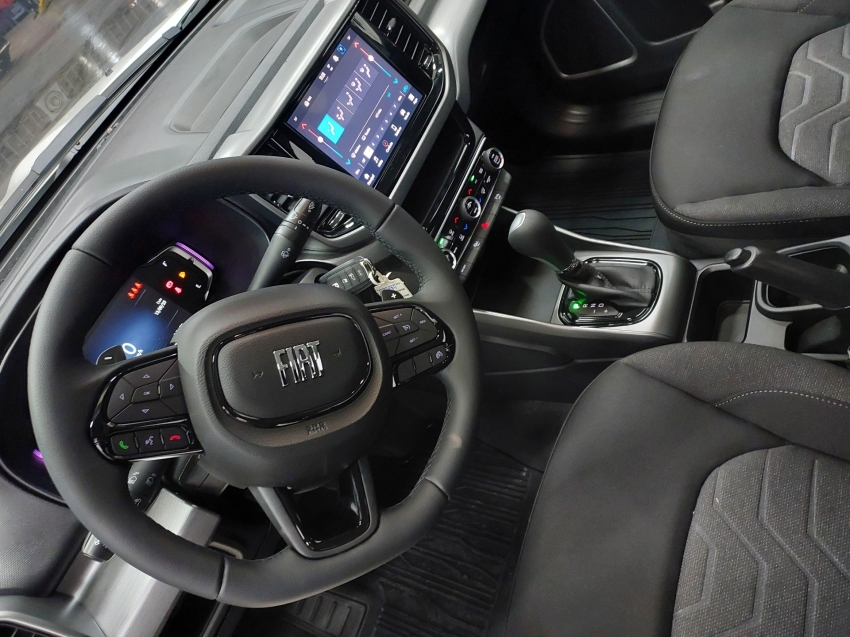fiat toro freedom 1.3 turbo 270 at6 2024 flex 4p automatico fiat toro freedom 1.3 turbo 270 at6 2024 flex 4p automatico