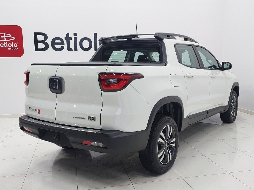 fiat toro freedom 1.3 turbo 270 at6 2024 flex 4p automatico fiat toro freedom 1.3 turbo 270 at6 2024 flex 4p automatico