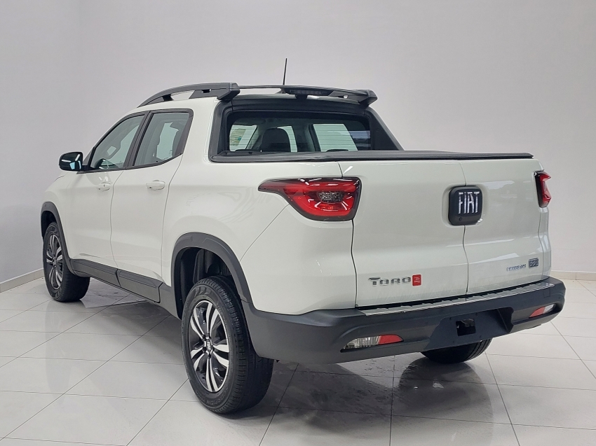 fiat toro freedom 1.3 turbo 270 at6 2024 flex 4p automatico fiat toro freedom 1.3 turbo 270 at6 2024 flex 4p automatico
