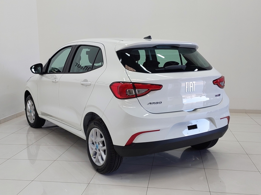 fiat argo drive at 1.3 2024 flex 4p automatico fiat argo drive at 1.3 2024 flex 4p automatico