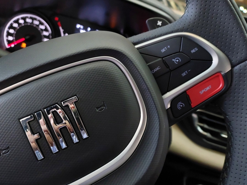 fiat fastback 1.0 turbo 200 flex cvt 4p automatico 2025 fiat fastback 1.0 turbo 200 flex cvt 4p automatico 2025