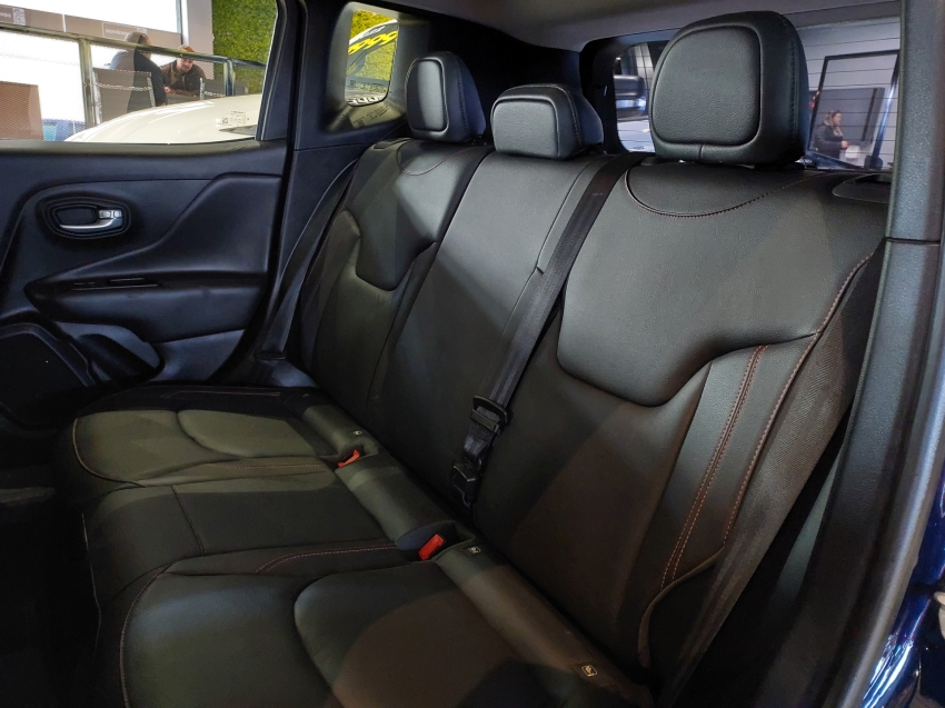 jeep renegade 1.3 t270 turbo flex trailhawk 4x4 at9 4p automatico 2022