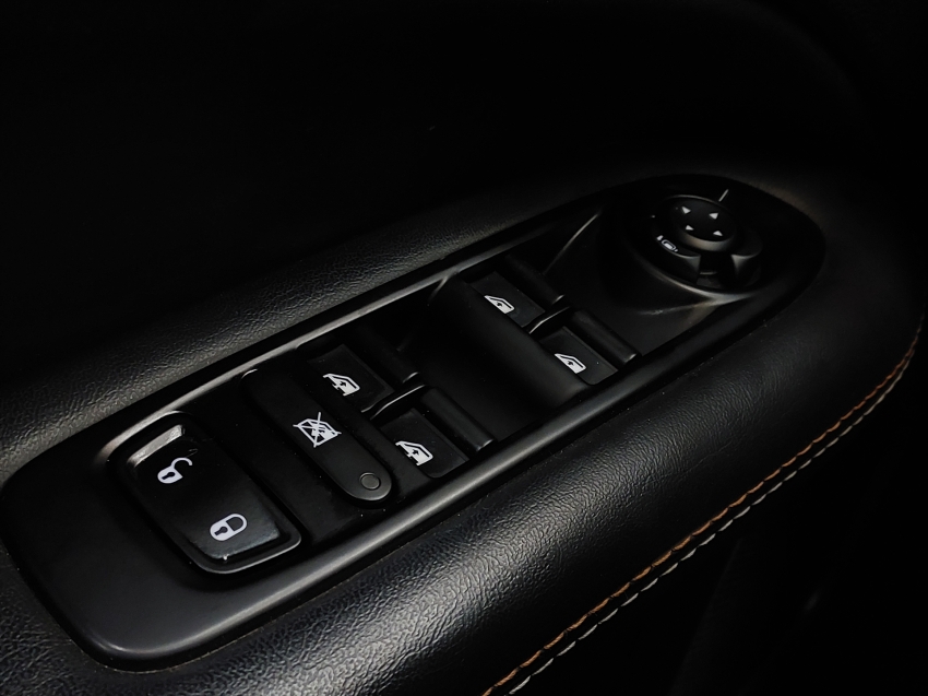 jeep compass 2.0 16v flex longitude automatico 2021