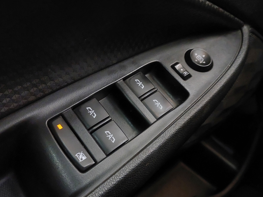chevrolet onix 1.0 turbo flex lt manual 2020