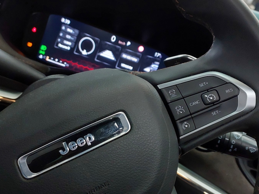 jeep commander 2.0 td380 turbo diesel overland at9 2022