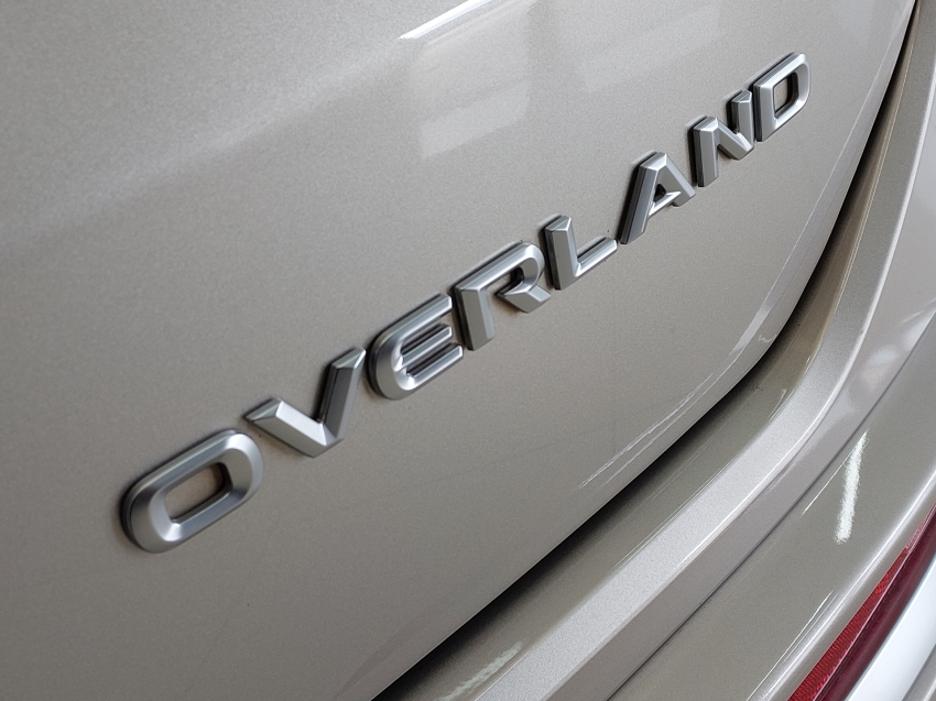 jeep commander 2.0 td380 turbo diesel overland at9 2022