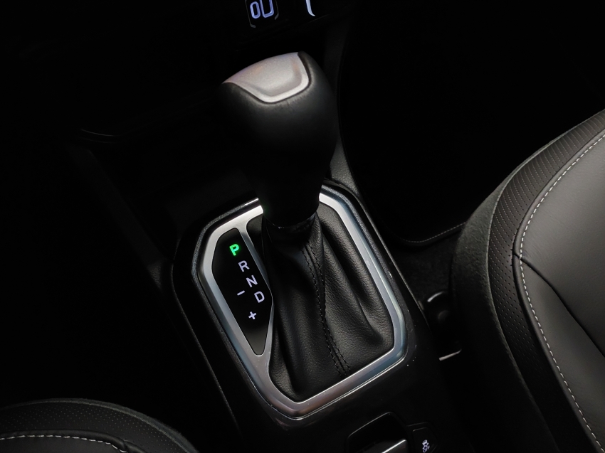 jeep renegade 1.3 t270 turbo flex longitude at6 4p automatico 2025