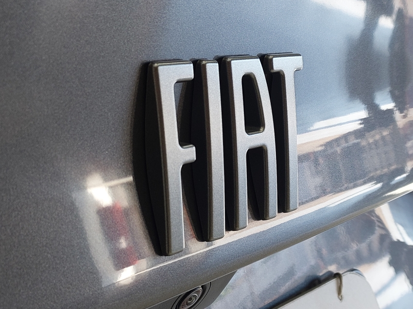 fiat fastback 1.3 turbo 270 flex limited edition at6 1.0 4p automatico 2023