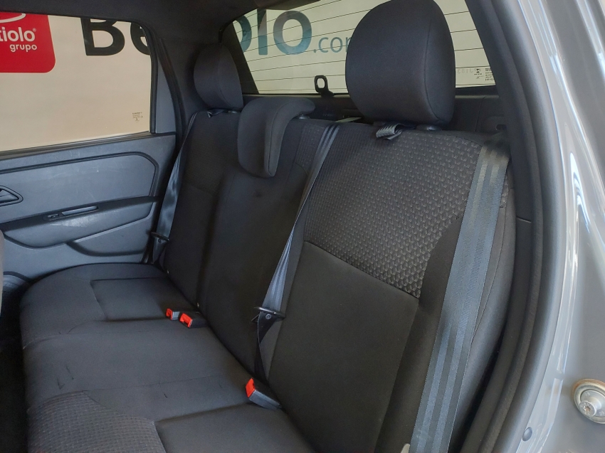 renault oroch 1.6 16v sce flex intense manual 4p 2023