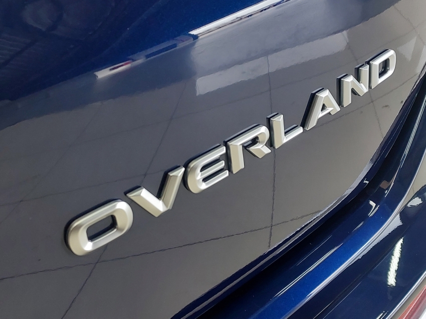 jeep commander 2.0 td380 turbo diesel overland at9 4p automatico 2024