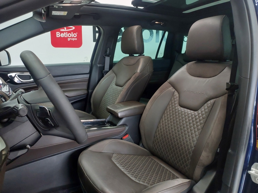 jeep commander 2.0 td380 turbo diesel overland at9 4p automatico 2024