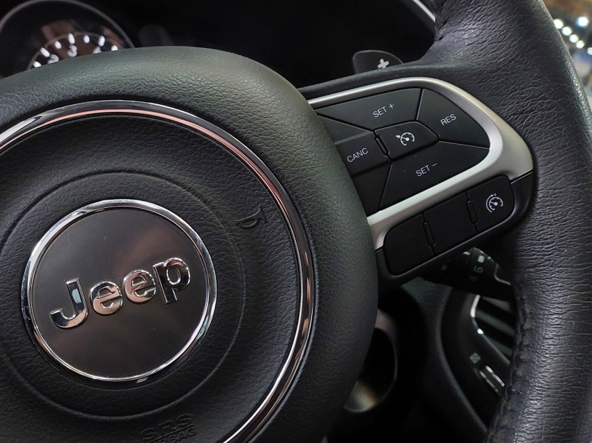 jeep compass 2.0 16v flex longitude automatico 4p 2019