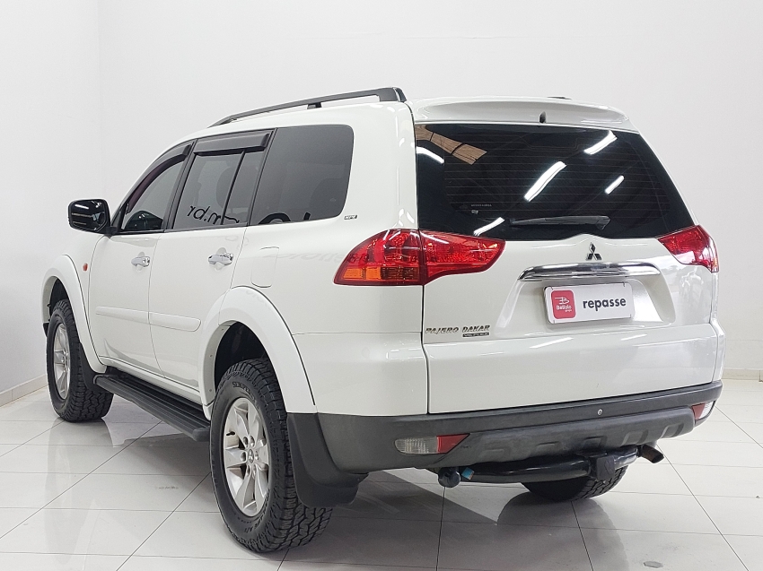 mitsubishi pajero dakar 3.2 hpe 4x4 7 lugares 16v turbo intercooler diesel 4p automatico 3.5 2012