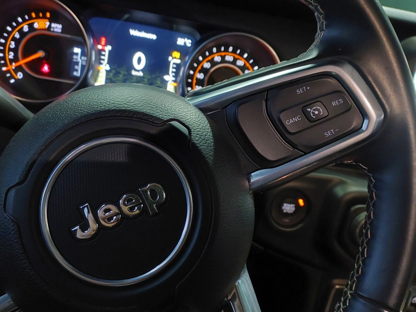 jeep wrangler 2.0 turbo gasolina unlimited overland 4p 4x4 at8 automatico 2021