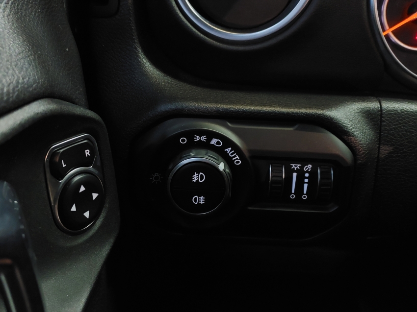 jeep wrangler 2.0 turbo gasolina unlimited overland 4p 4x4 at8 automatico 2021