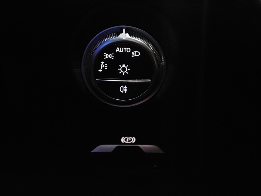 mercedes-benz c 300 2.0 eq boost hibrido amg line 9g-tronic 4p automatico 2024