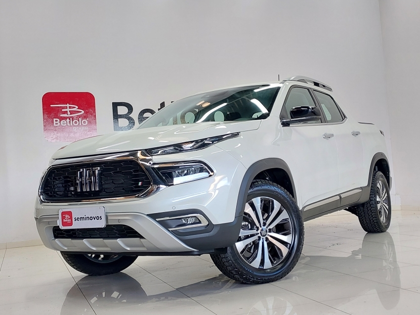 fiat toro 1.3 turbo 270 flex volcano at6 4p automatico 2025