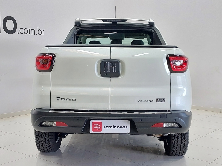 fiat toro 1.3 turbo 270 flex volcano at6 4p automatico 2025