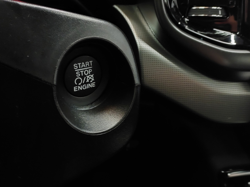 fiat toro 1.3 turbo 270 flex volcano at6 4p automatico 2025