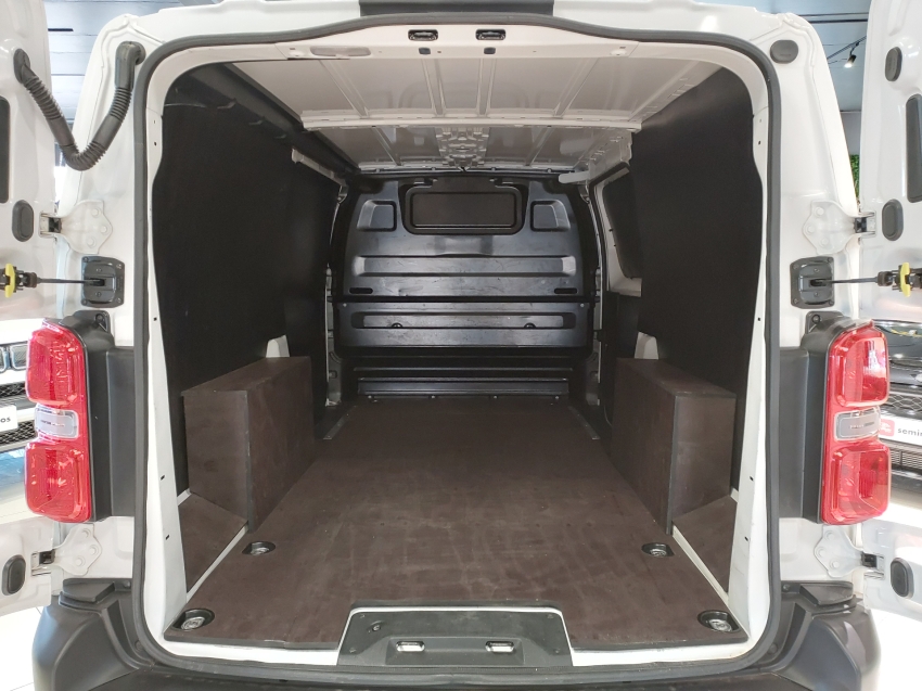 fiat scudo 1.5 bluehdi diesel cargo manual 3p 2024