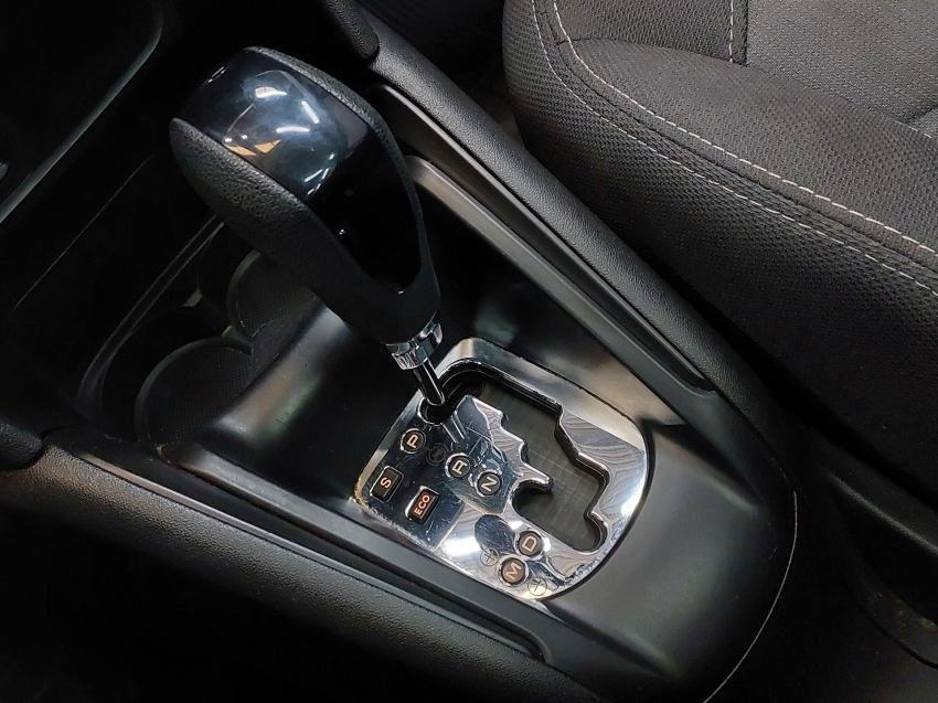 peugeot 208 1.6 griffe 16v flex 4p automatico 2017