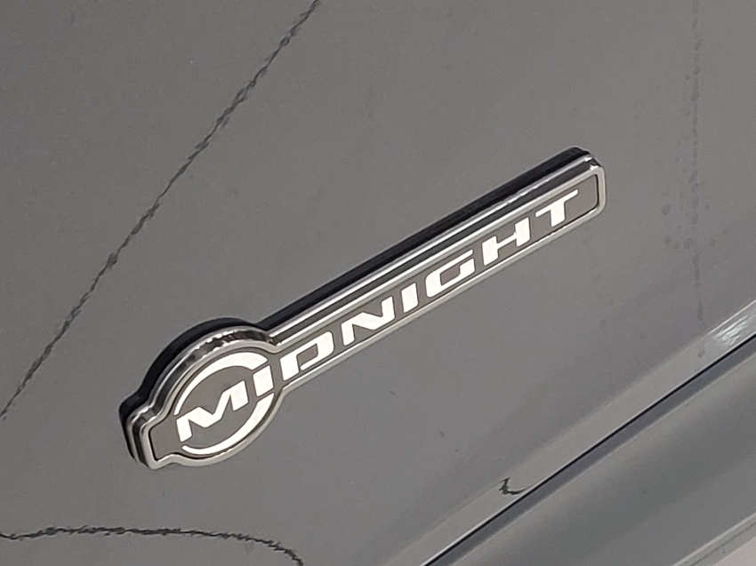 chevrolet tracker 1.0 turbo flex midnight automatico 4p 2024