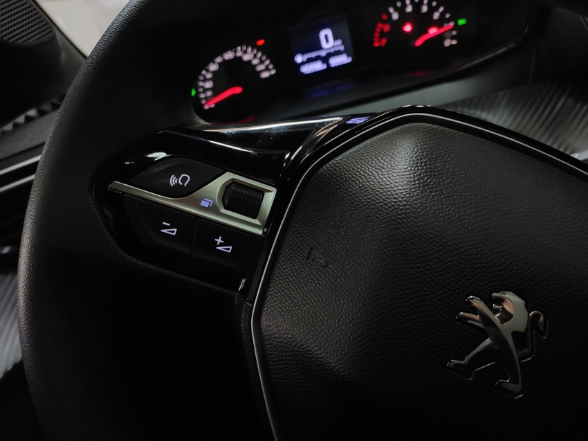 peugeot 208 1.0 firefly flex style manual 4p 2024