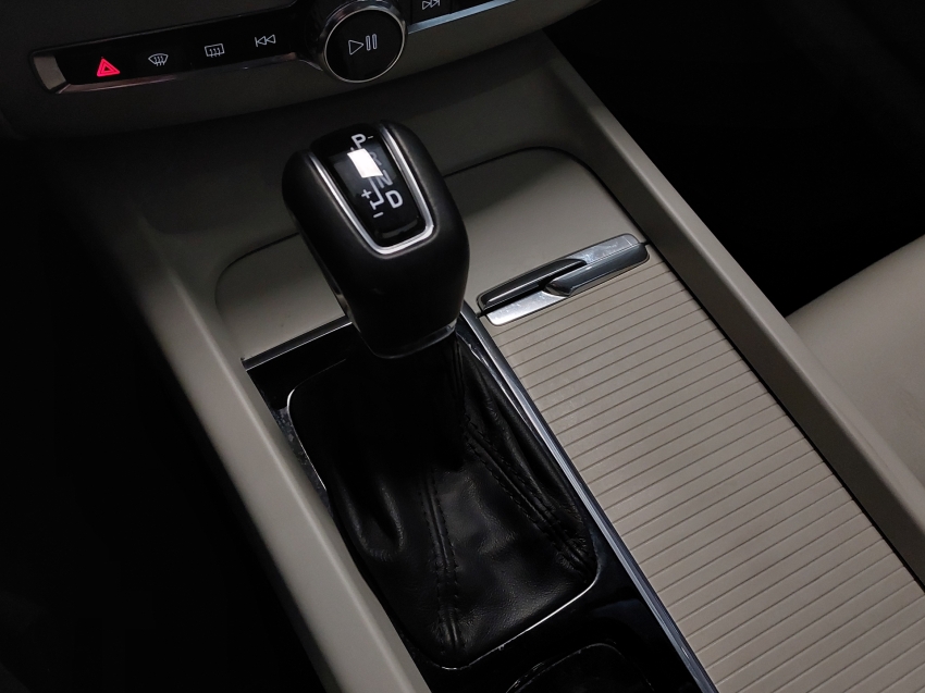 volvo xc60 2.0 t5 gasolina momentum awd geartronic 4p automatico 2019