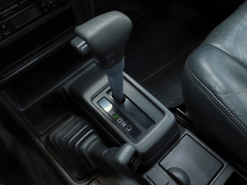 mitsubishi pajero 3.0 gls-b 4x4 v6 181cv gasolina 4p automatico 1997