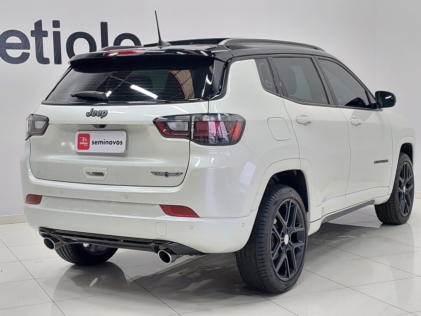 jeep compass 2.0 hurricane 4 turbo gasolina blackhawk at9 4p automatico 2025