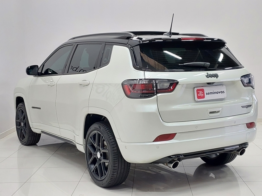 jeep compass 2.0 hurricane 4 turbo gasolina blackhawk at9 4p automatico 2025