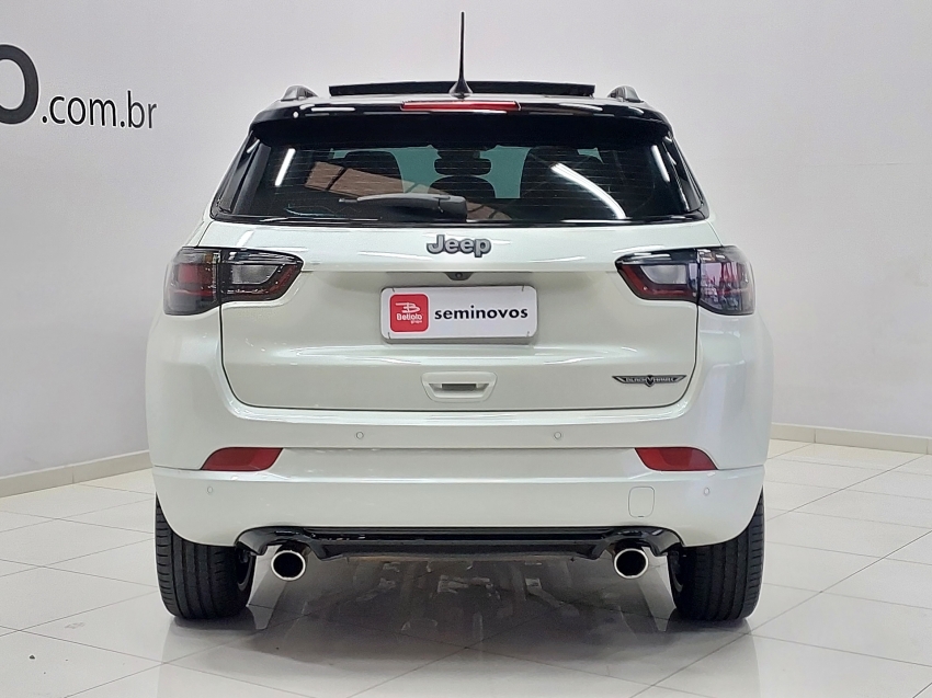 jeep compass 2.0 hurricane 4 turbo gasolina blackhawk at9 4p automatico 2025