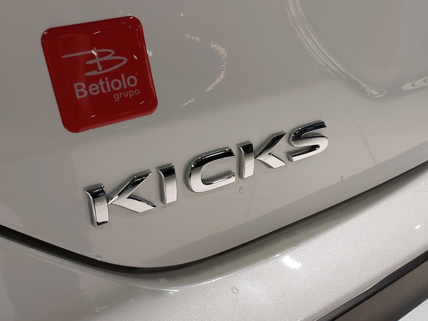 nissan kicks 1.6 16v flexstart sense xtronic flex 4p automatico 2022