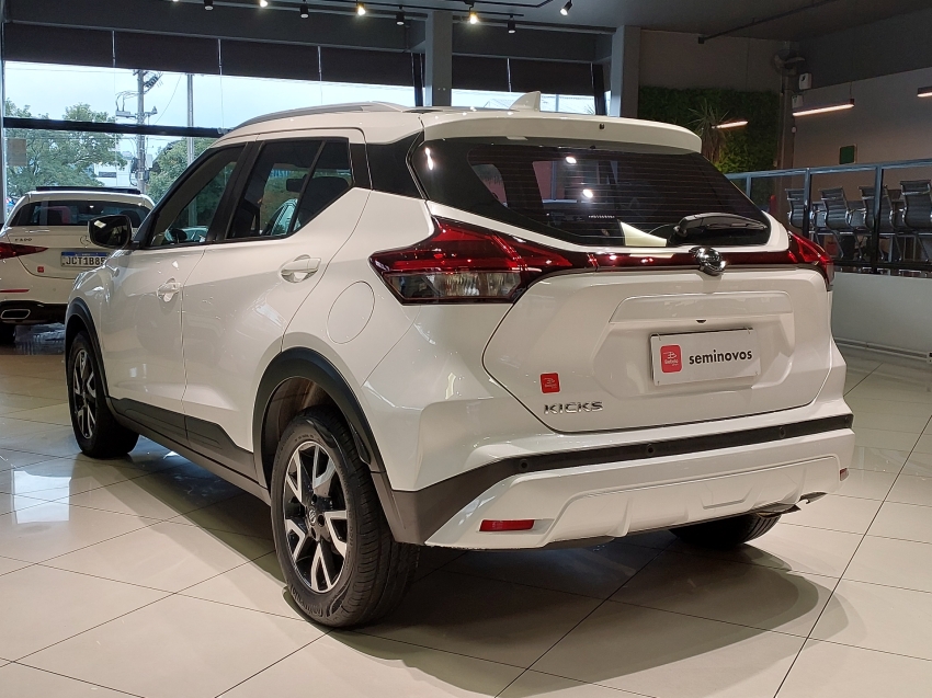 nissan kicks 1.6 16v flexstart sense xtronic flex 4p automatico 2022