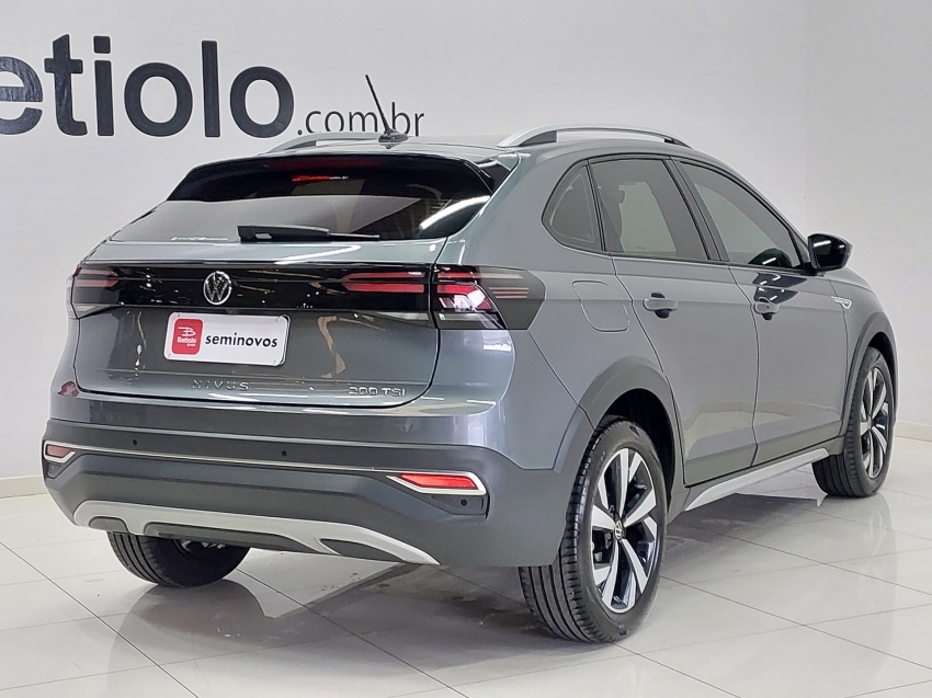 volkswagen nivus 1.0 200 tsi total flex highline automatico 4p 2024