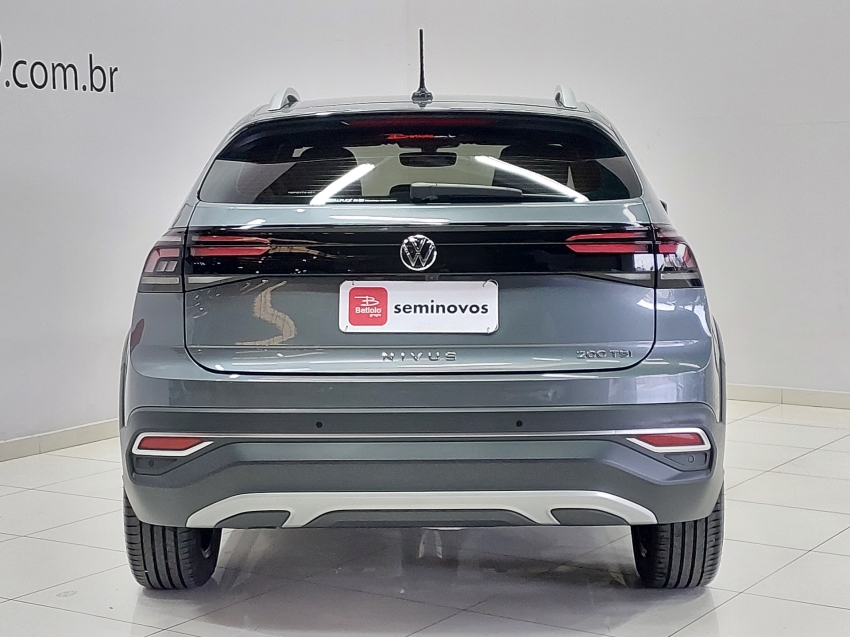 volkswagen nivus 1.0 200 tsi total flex highline automatico 4p 2024