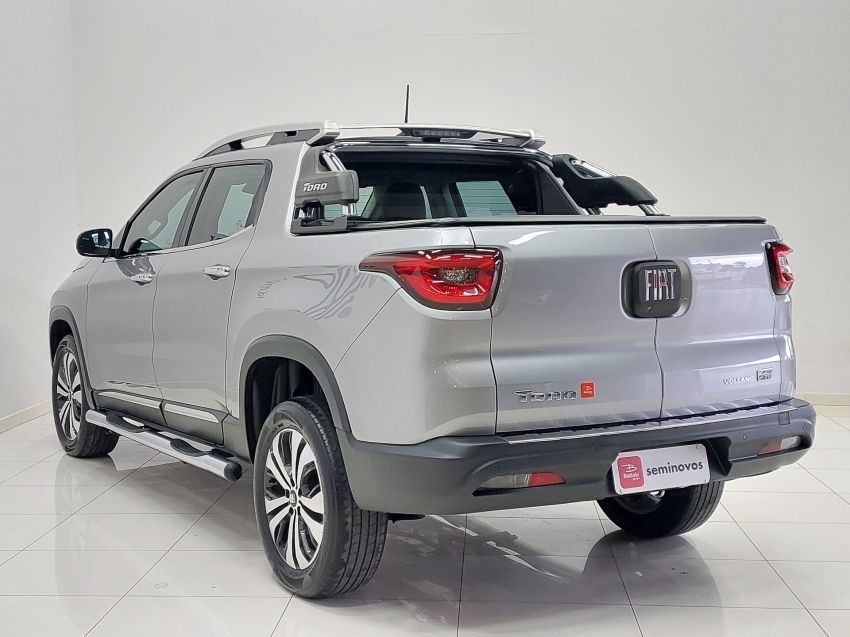 fiat toro 1.3 turbo 270 flex volcano at6 4p automatico 2022
