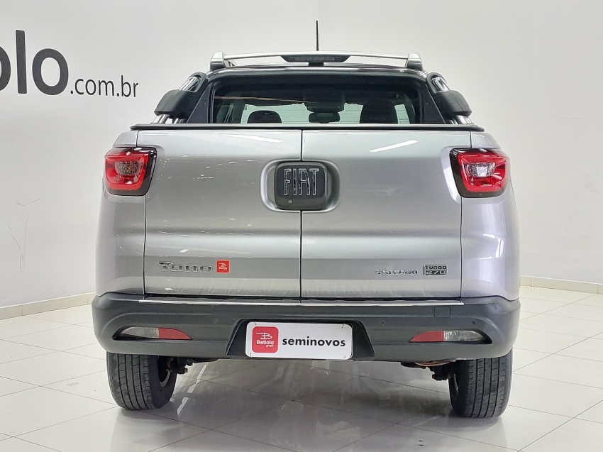 fiat toro 1.3 turbo 270 flex volcano at6 4p automatico 2022