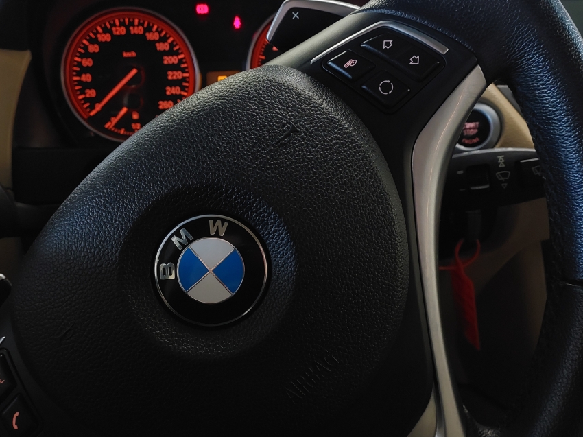 bmw x1 2.0 16v turbo activeflex sdrive20i 4p automatico flex 2015