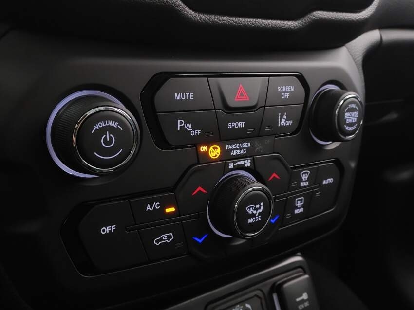 jeep renegade 1.3 t270 turbo flex longitude at6 4p automatico 2025